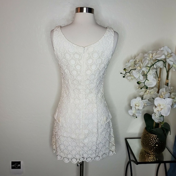 Bebe White Lace Mini Dress Size Small Scalloped - Picture 3 of 10